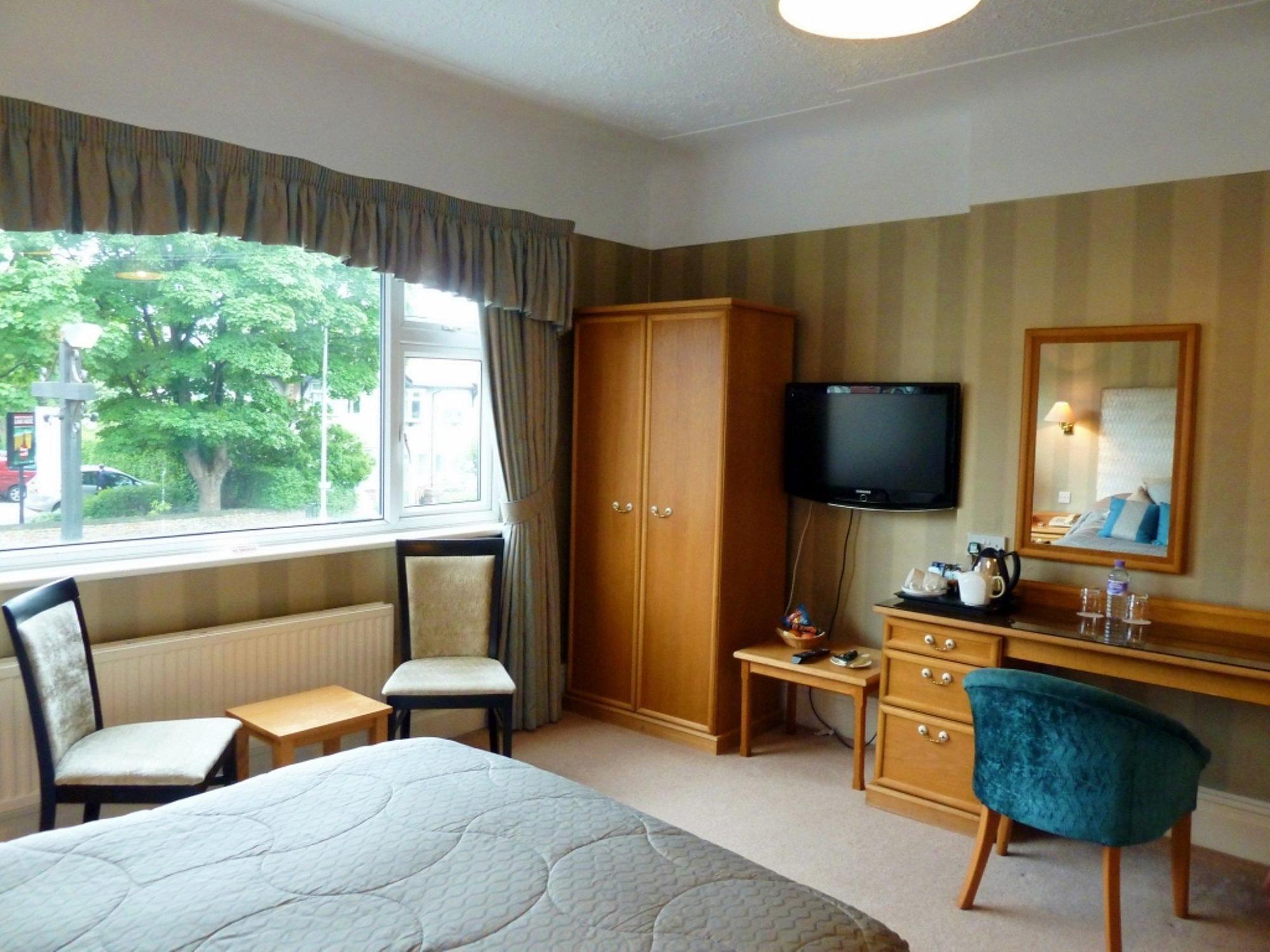 The Grove House Hotel 沃勒西 外观 照片